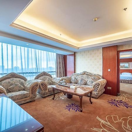 Vienna Hotel Foshan Chancheng Zumiao Branch Екстериор снимка